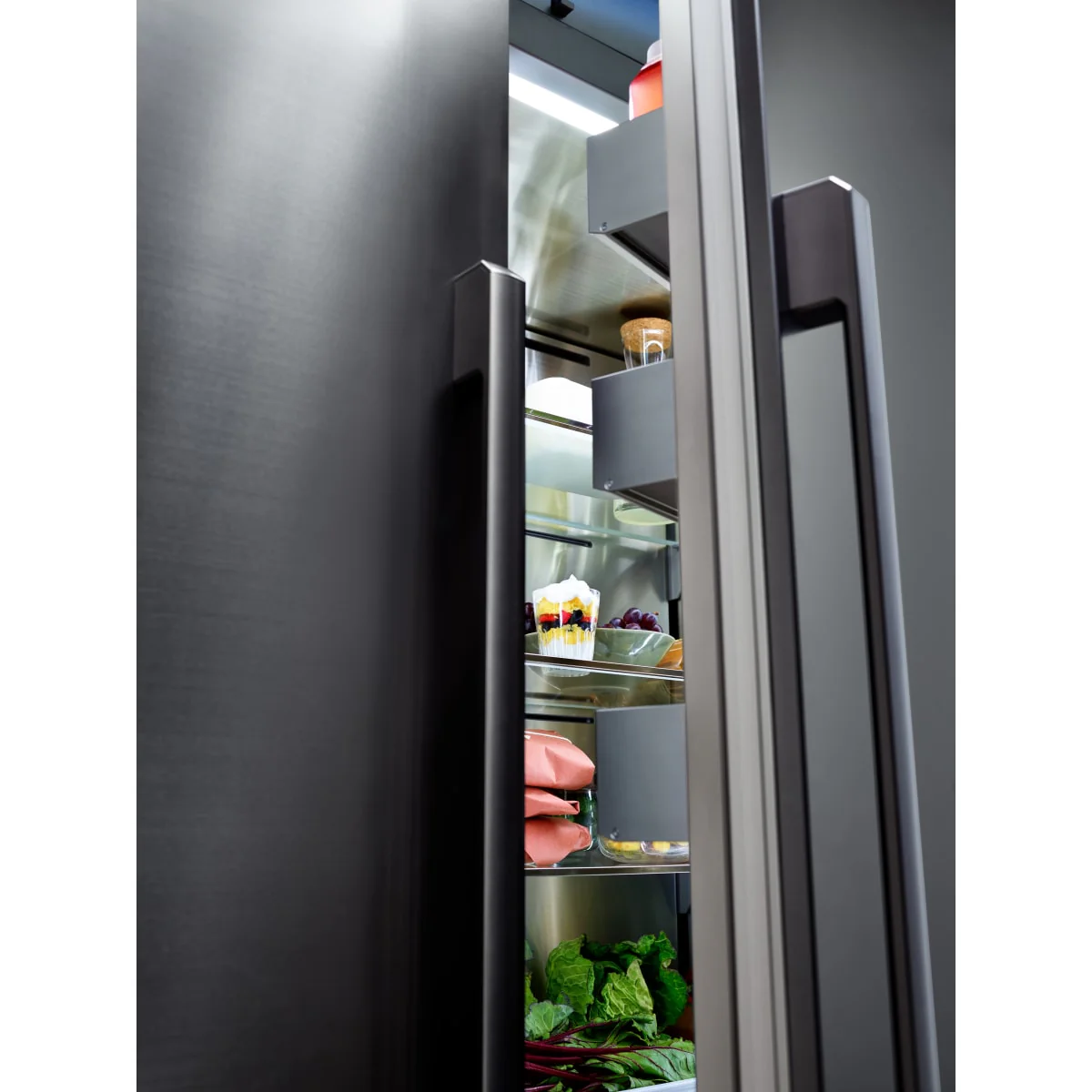 Dacor 30-Inch Contemporary Column Refrigerator - DRR30980LAP/RAP - Image 11